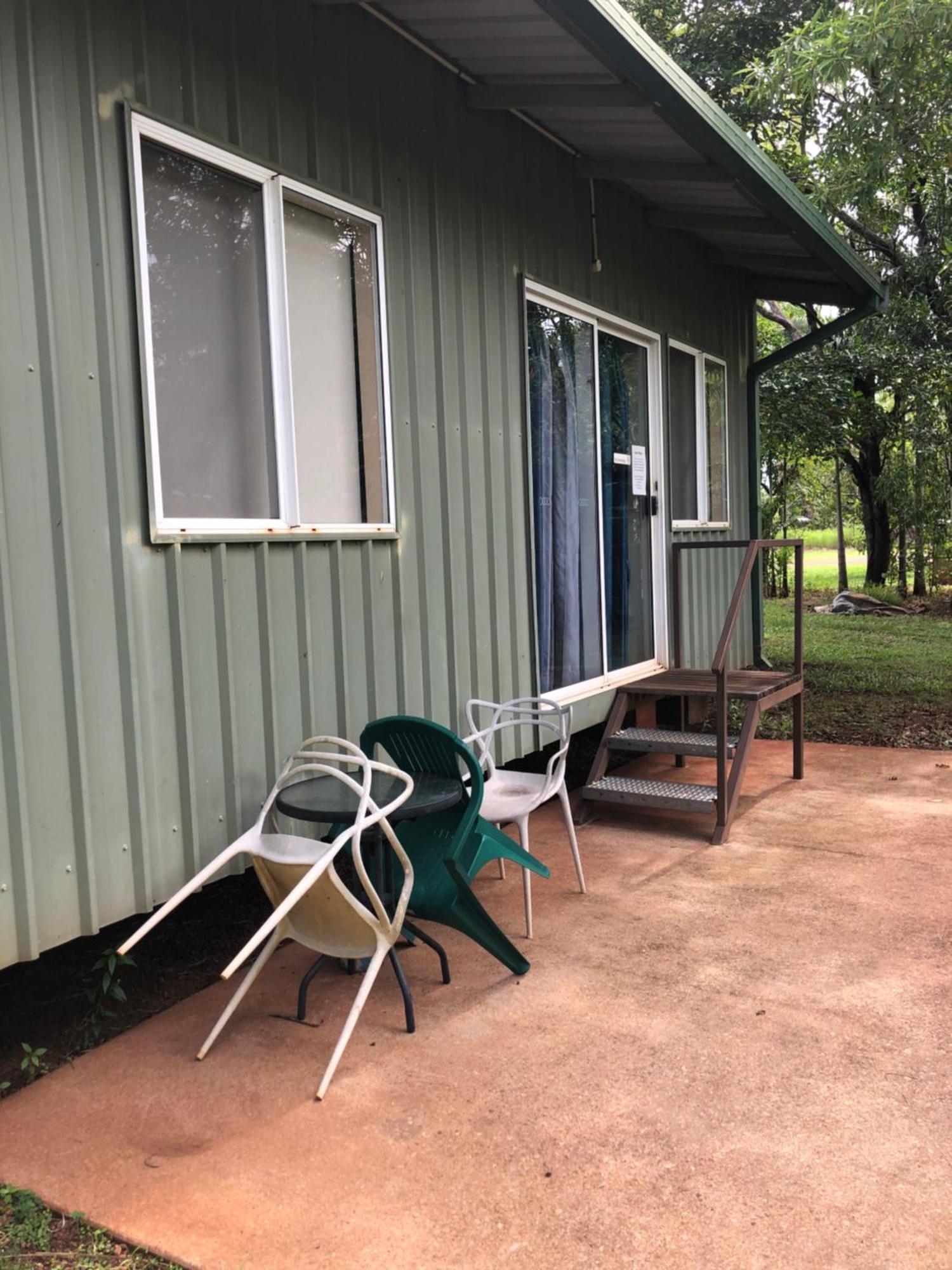 Batchelor Holiday Park Екстериор снимка