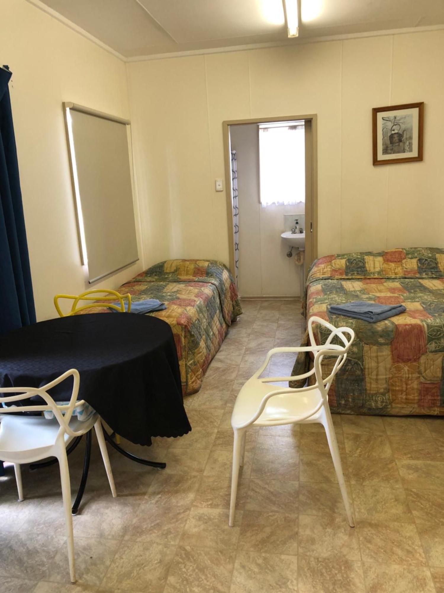 Batchelor Holiday Park Екстериор снимка